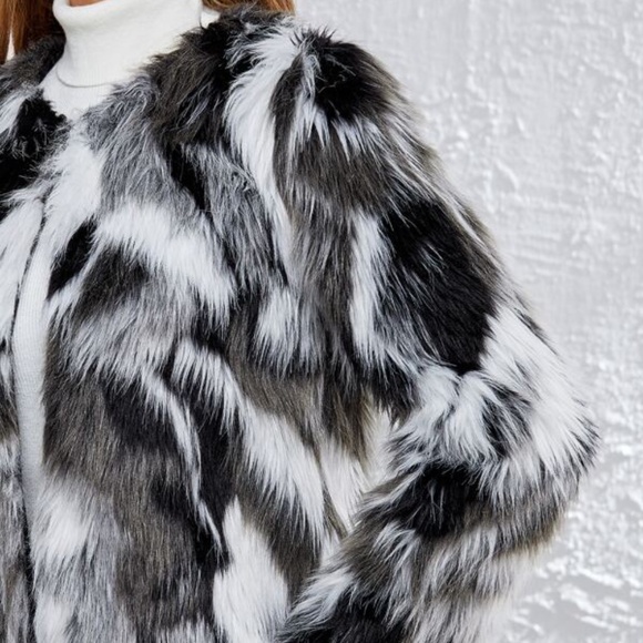 Cozy Black White Luxe Vegan Fur Fuzzy Jacket Winter Glamorous - Picture 2 of 6